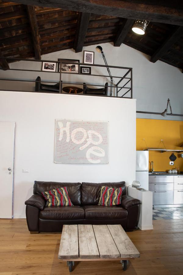 شقة Loft Nel Borgo براتشيانو المظهر الخارجي الصورة